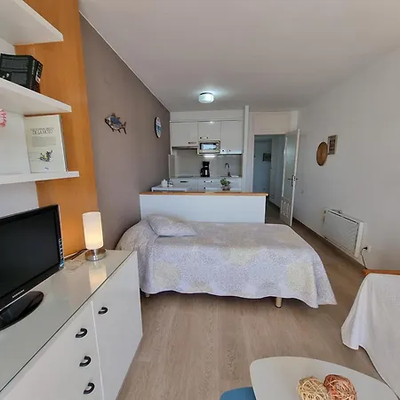 Estudio Con Terraza Cerca De La Playa En - Hisp-236-149 L' Escala